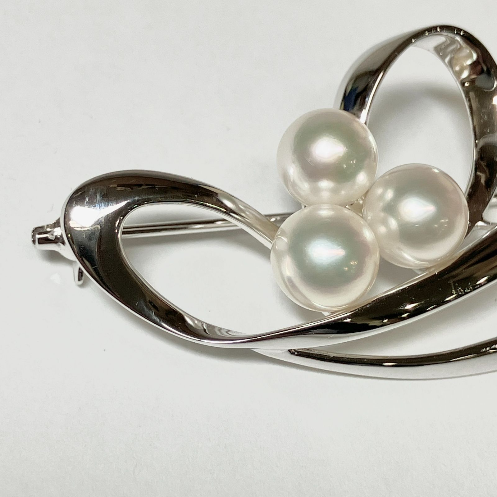 m001 T3 MIKIMOTO ミキモト パール 真珠 3連 ブローチ アクセサリー
