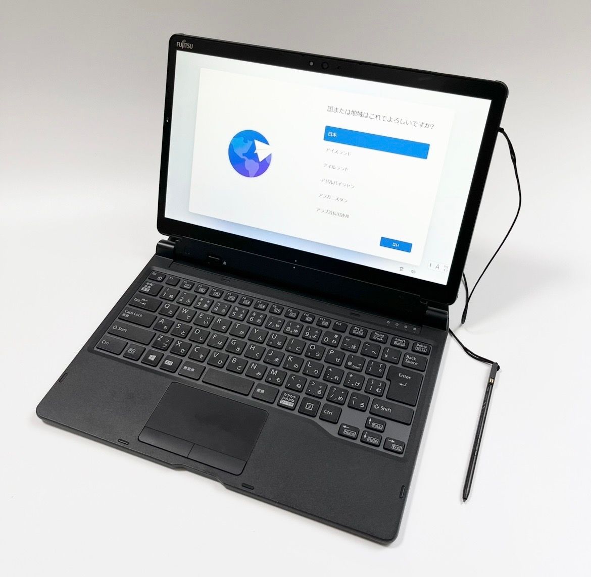 富士通 FUJITSU ノートパソコン タブレットPC 2in1 ARROWS Tab Q739/AE