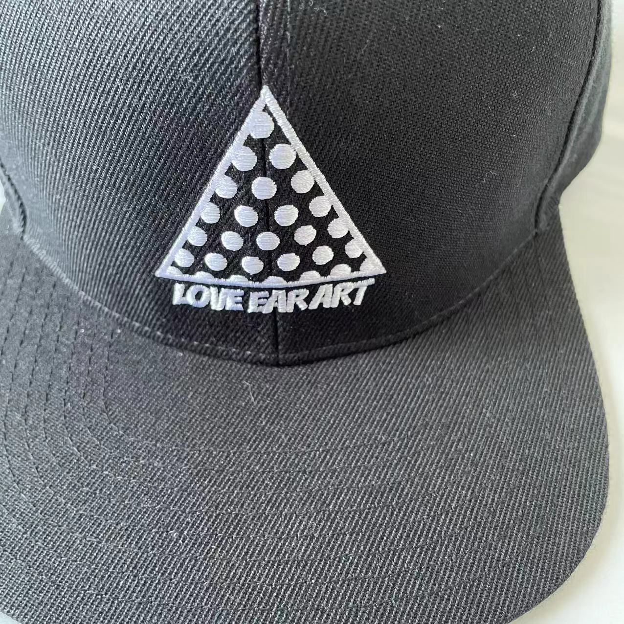 キムタク着用 希少 LOVE EAR ART SNAP BACK CAP - メルカリ