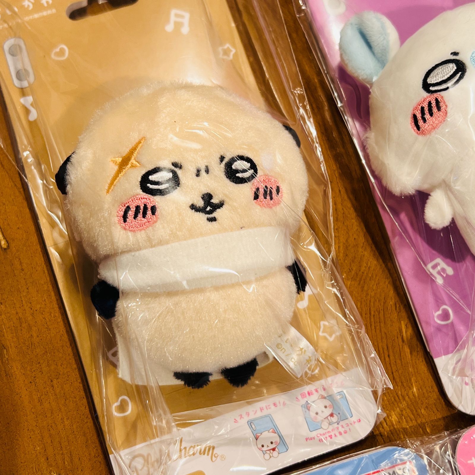 新品6種セット】ちいかわ スマホにくっつくプレイチャーム ぬいぐるみ