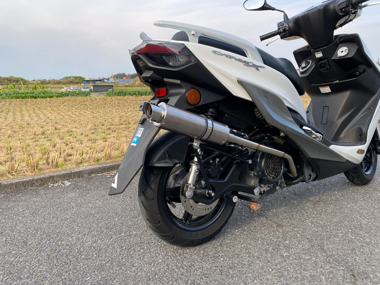 公式 ガレージ バル製 シグナスXマフラー 2025モデルバッフル付き