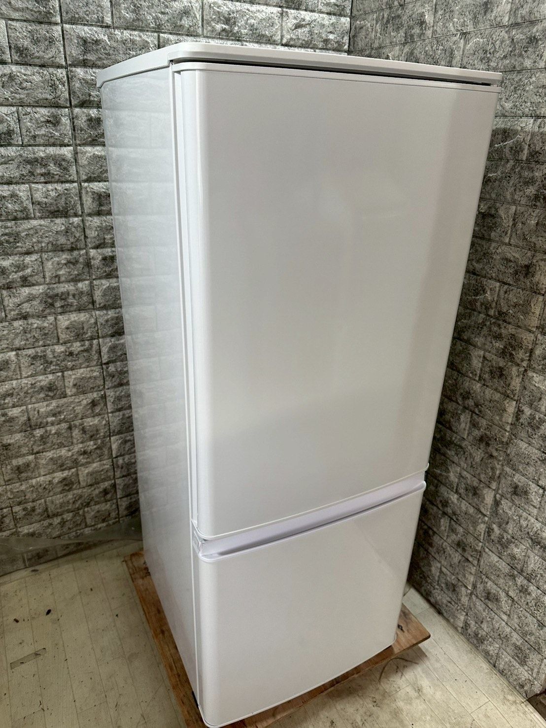 大阪送料無料☆3か月保障付き☆冷蔵庫☆2022年☆三菱☆2ドア☆MR