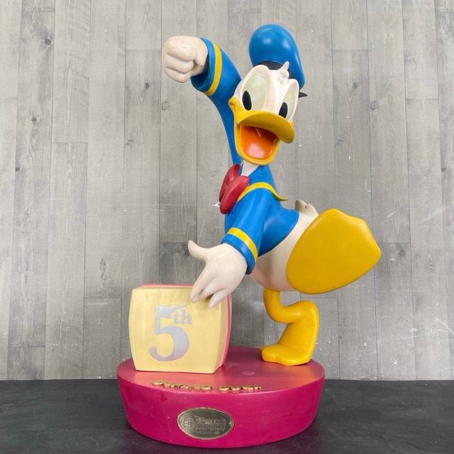 ディズニー リゾート 5周年記念 ドナルドダック ビッグフィギュア