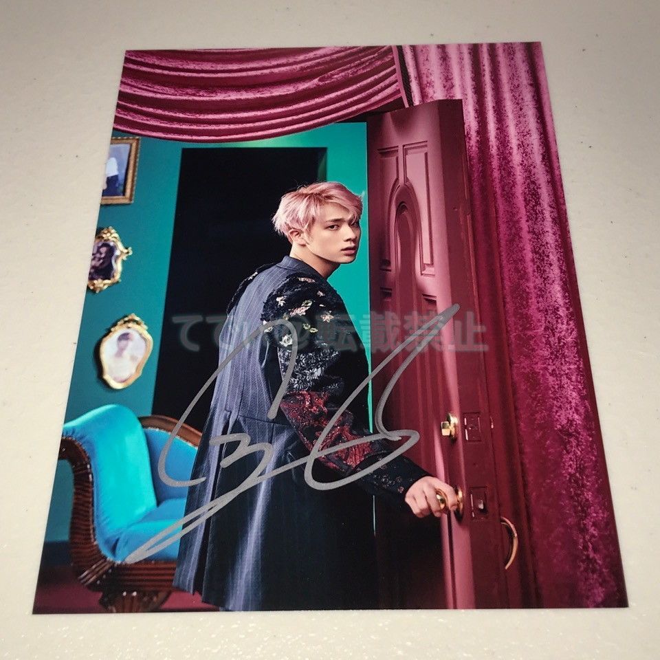 BTS JIN 直筆サイン「WINGS」スチール写真 - メルカリ