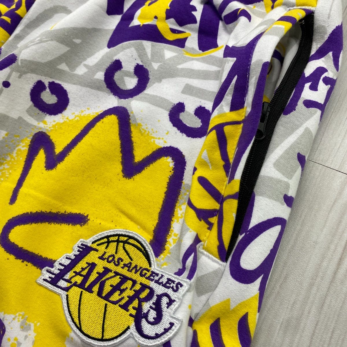 NBA公式 FISLL ロサンゼルス レイカーズ LA Lakers グラフィティ