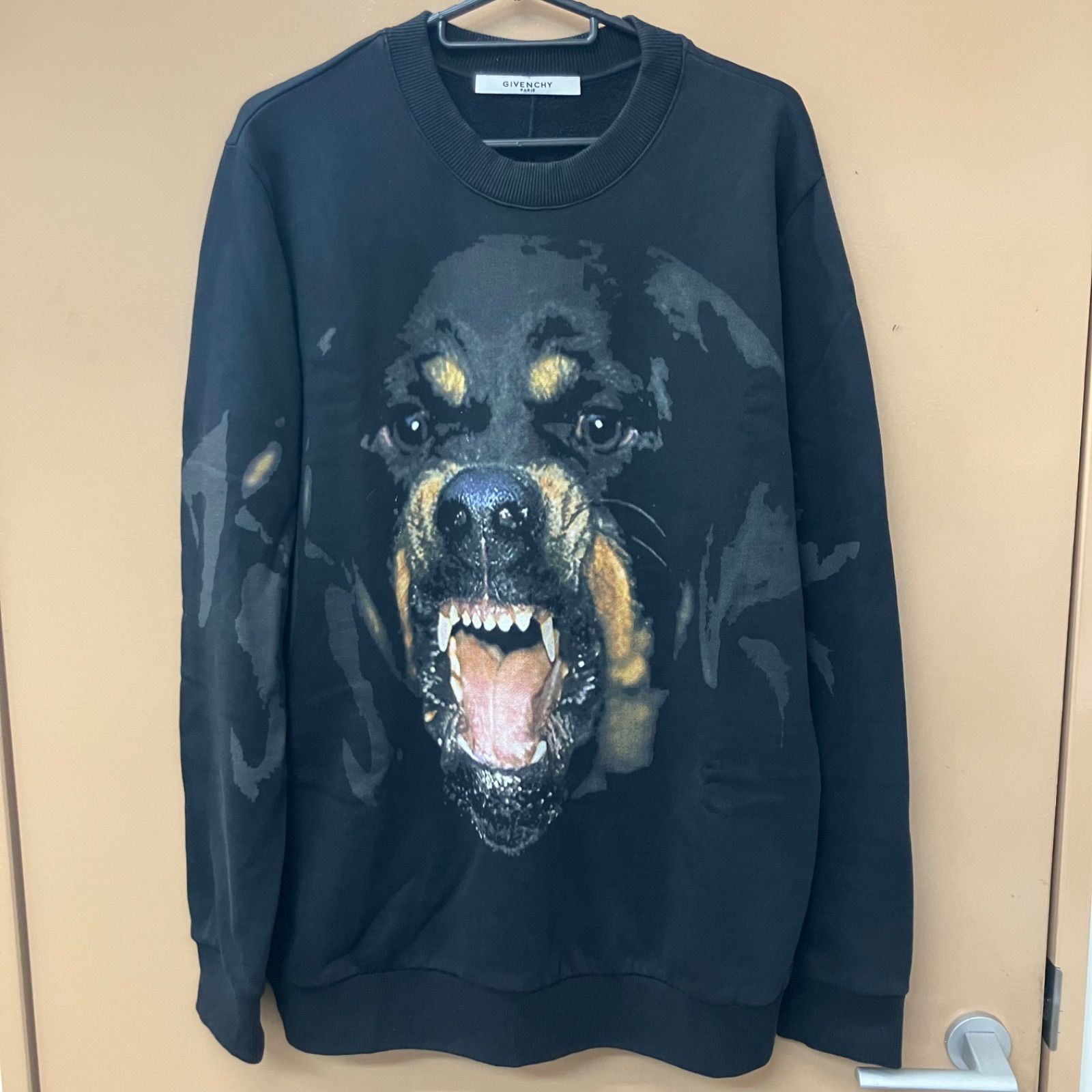 ◎GIVENCHY ジバンシィ ロットワイラープリント クルーネック