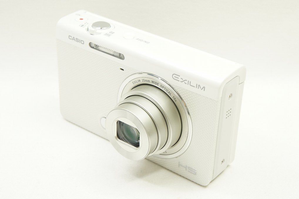 CASIO EXILIM EX-ZR70ホワイト 専用カメラケース付き 美品 【公式通販】