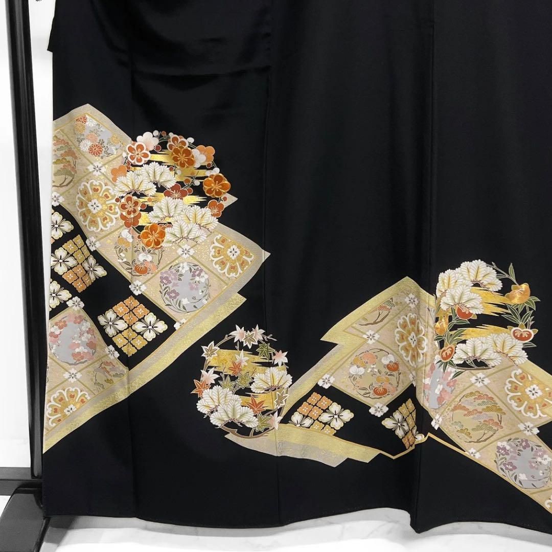黒留袖 金駒刺繍 金彩 花紋 花菱 梅 松 橘 菊 五つ紋 着物 064a d
