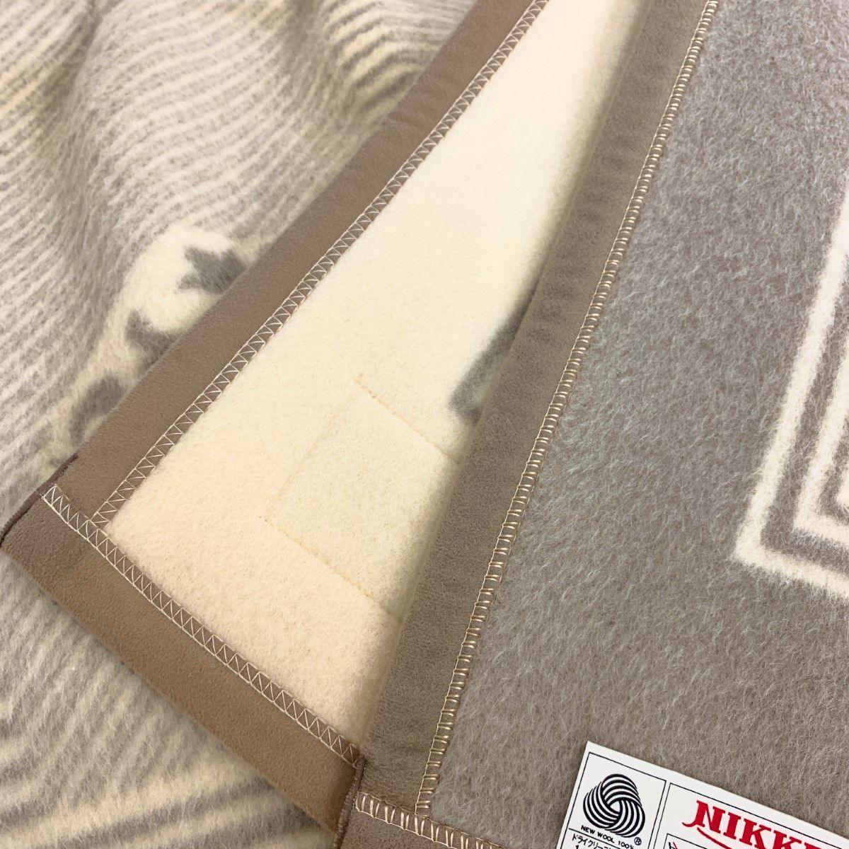 NIKKE ニッケ カシミヤ入り毛布 140×200 ウール ユニセックス 寝具