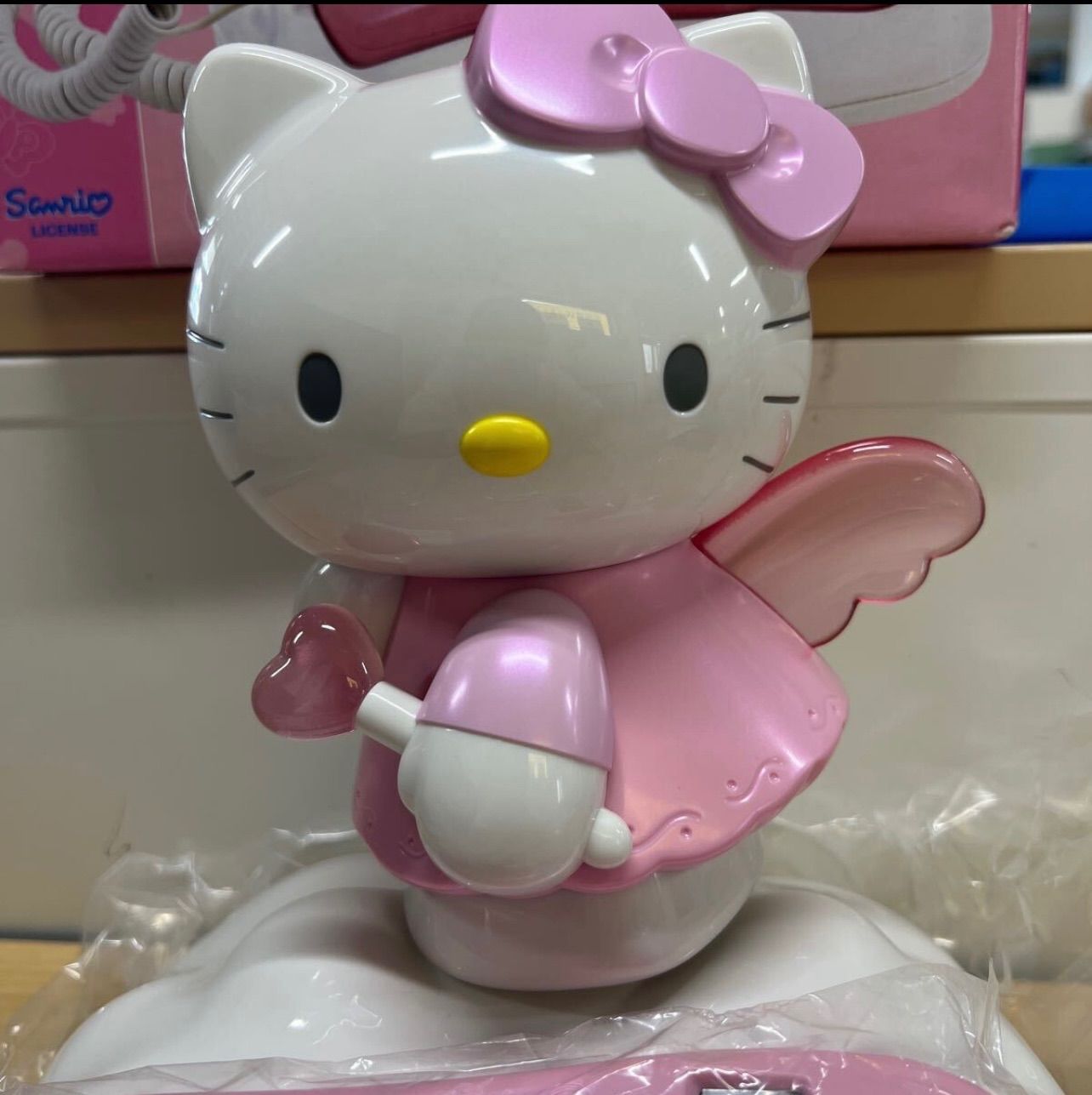 新品未使用美品可愛いハローキティー 固定電話 キティ(ピンク