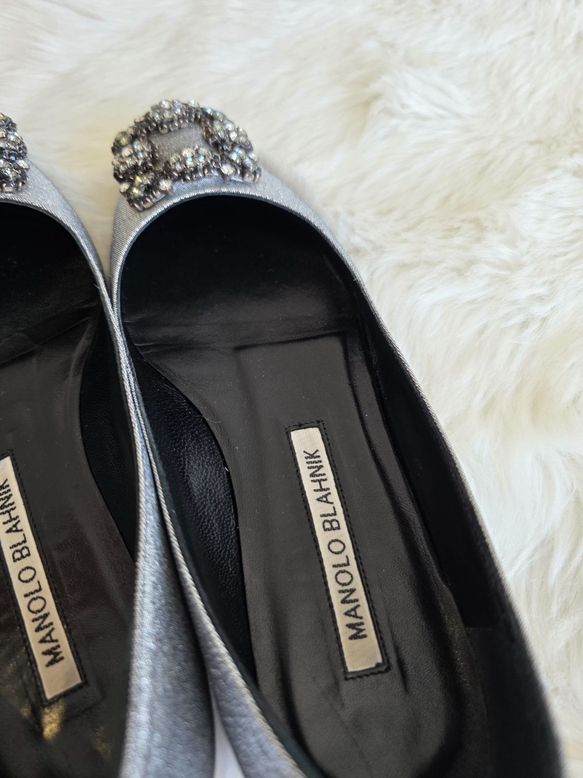 ☆Manolo Blahnik(マノロブラニク) HANGISI ハンギシ フラットシューズ