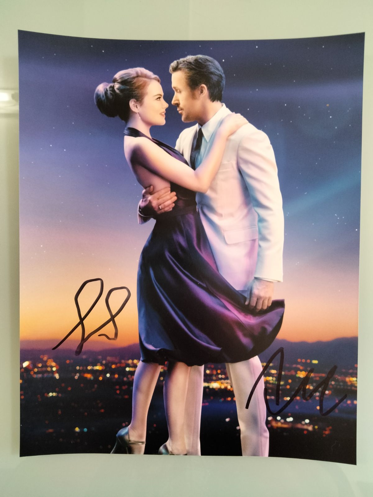 エマ・ストーンとライアン・ゴズリング直筆サイン入り写真…Emma Stone