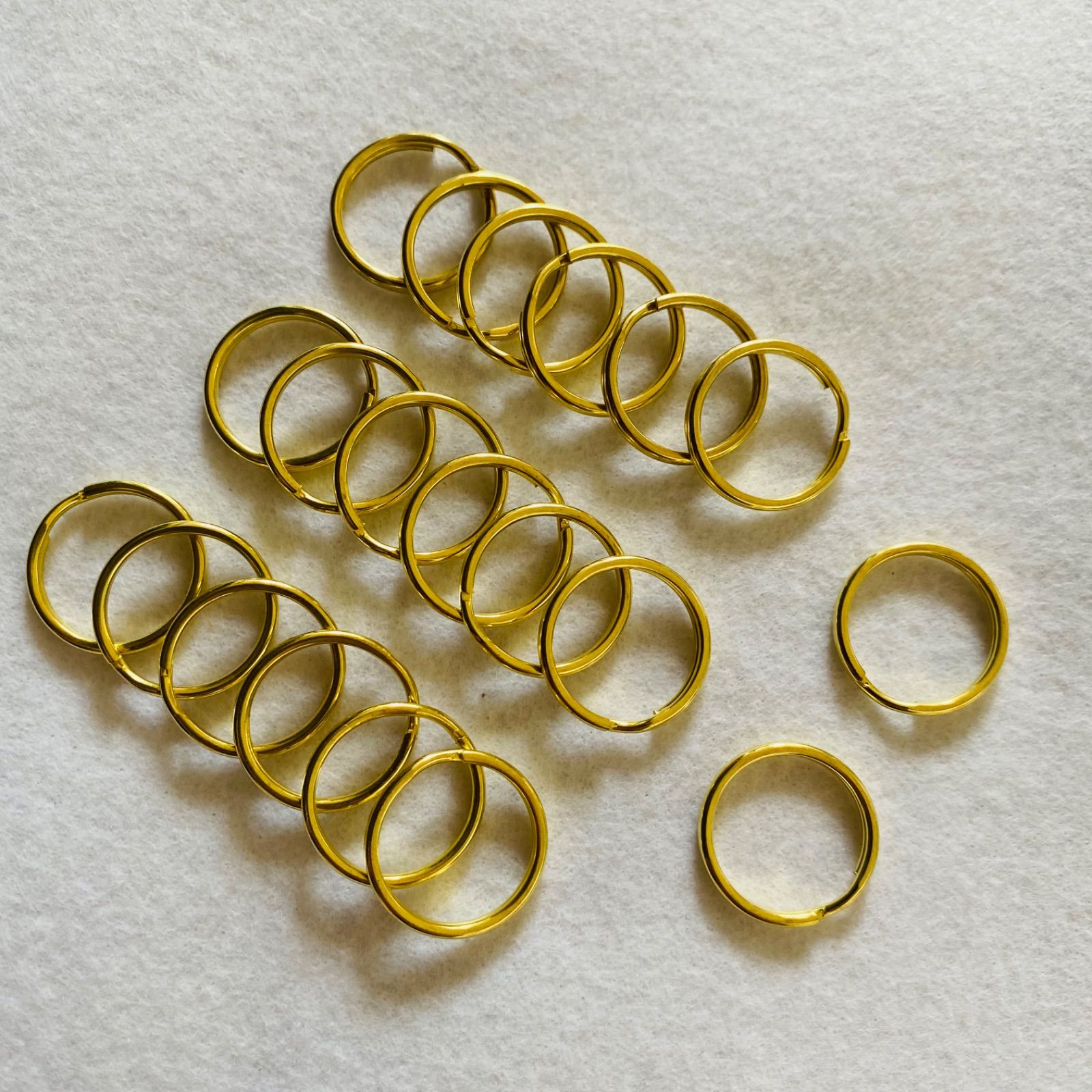 二重カン 真鍮製二重リング キーホルダー 20点セット - メルカリ