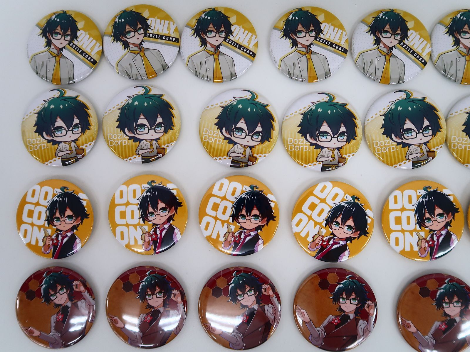 30個セットドズル社 おんりー 缶バッジ - メルカリ