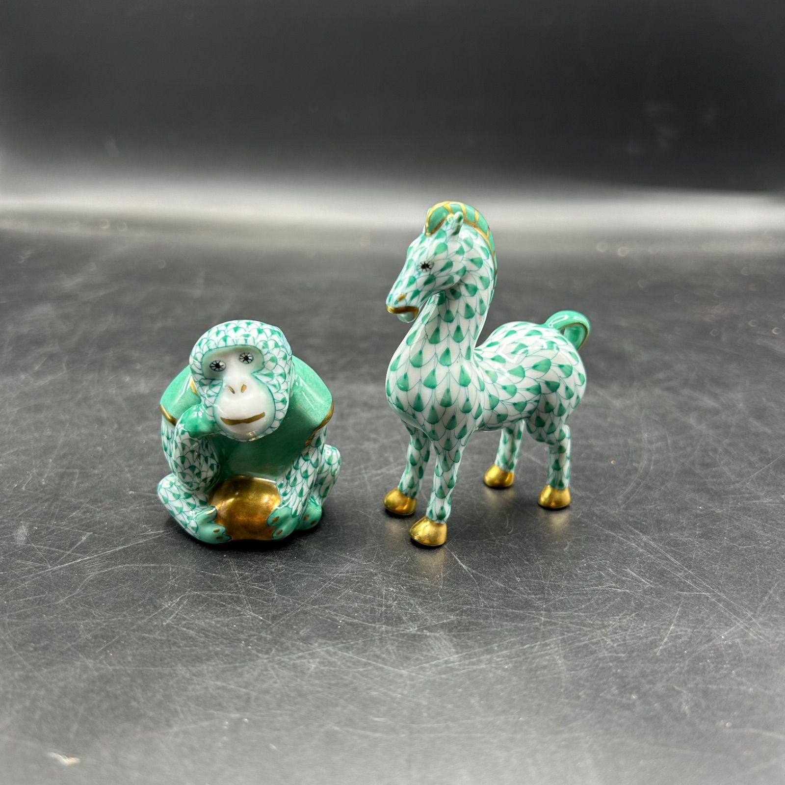 2個セット ヘレンド HEREND 干支 フィギュリン 置き物 馬 申 陶器