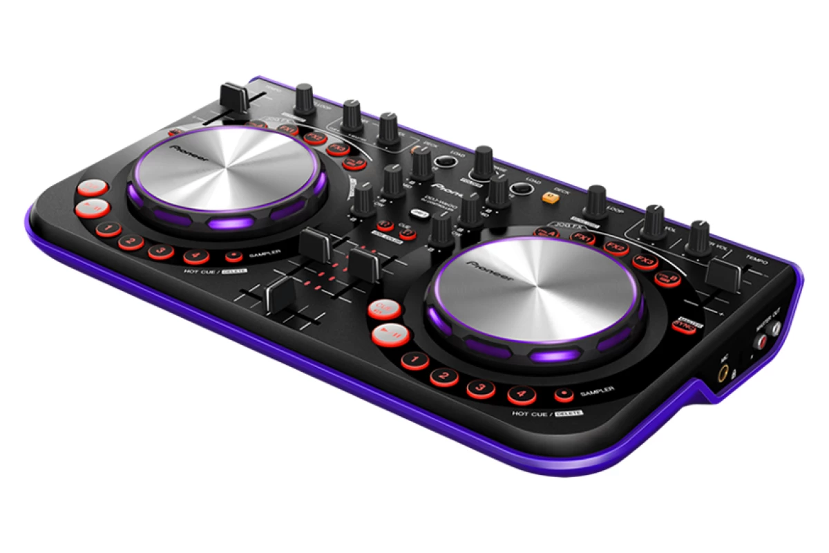 Pioneer's DDJ-WeGO for digital DJs