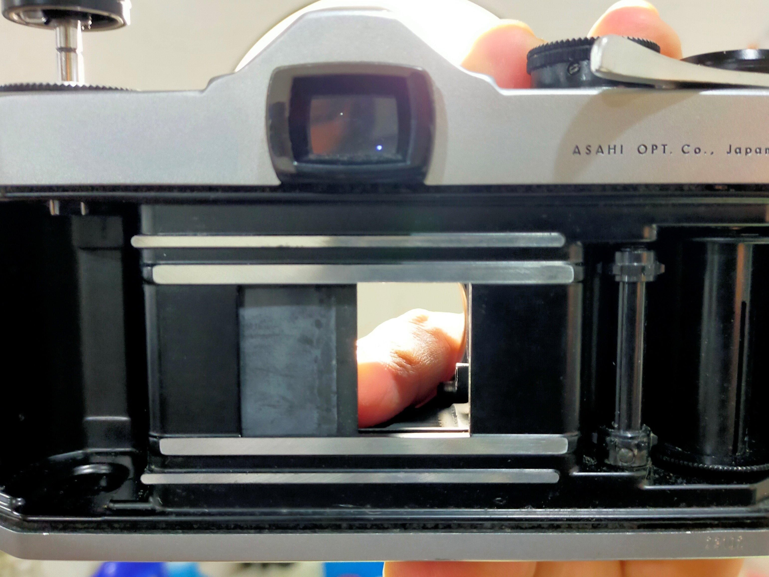 一眼レフの検品方法（ペンタックス SP）｜フィルムカメラ修理のアクア