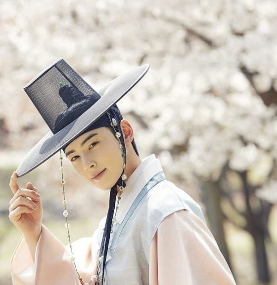 顔天才チャ・ウヌに釘づけ『新米史官クヘリョン』｜aiko