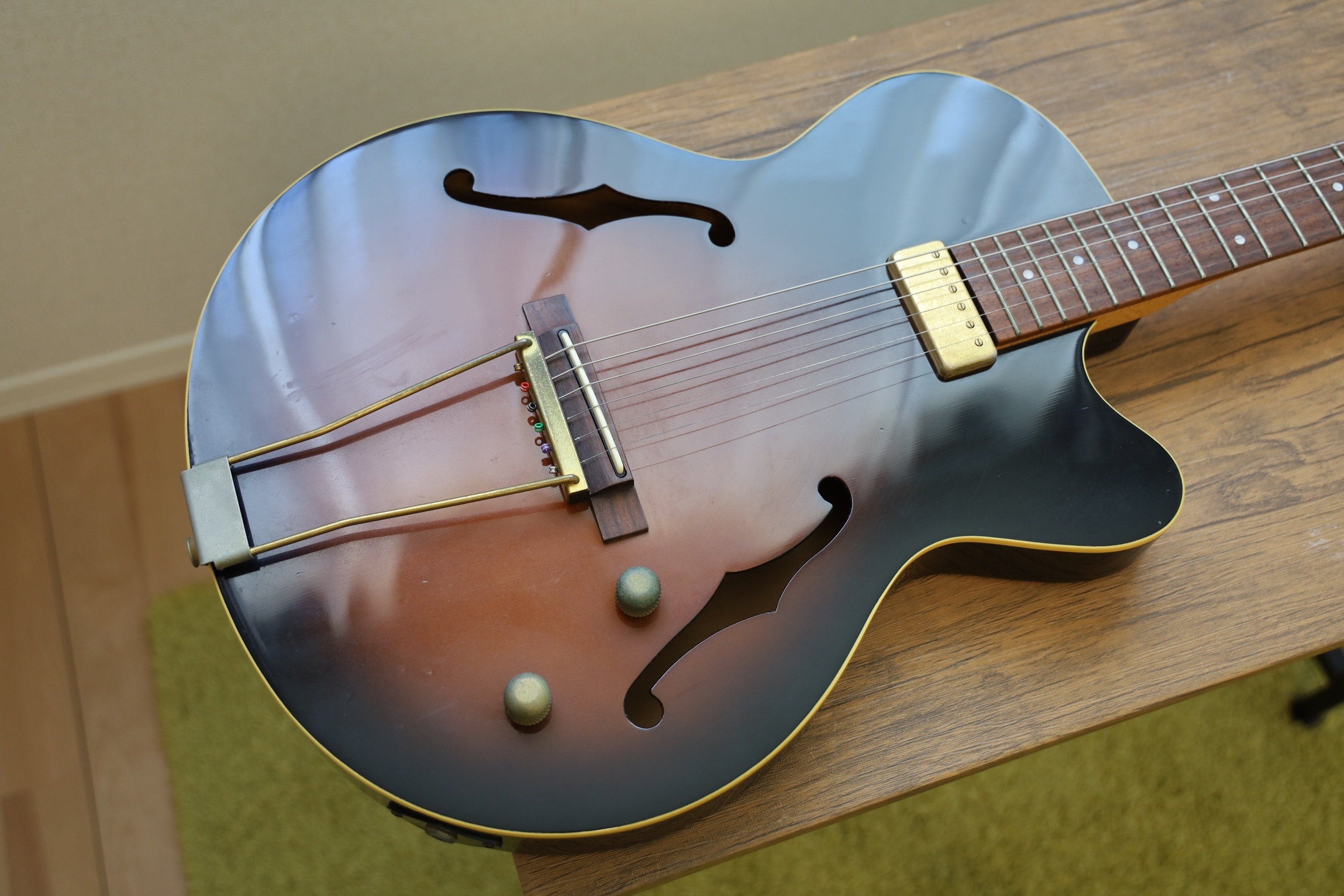 ギターレビュー]Yamaha AEX-500｜Croquetteギター機材研究