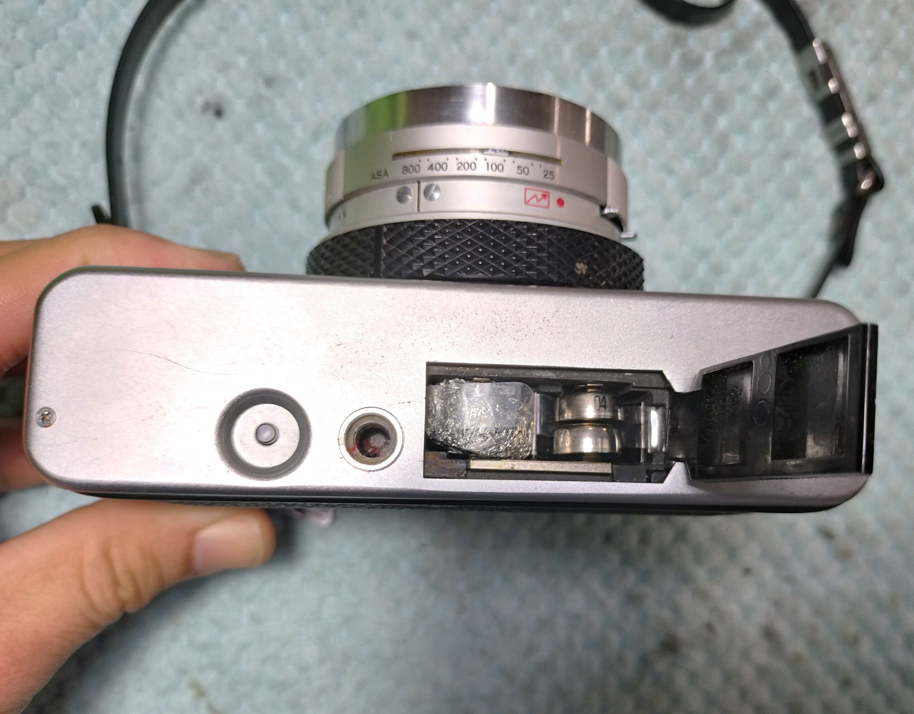 ヤシカエレクトロ35 GXの分解｜フィルムカメラ修理のアクアカメラ