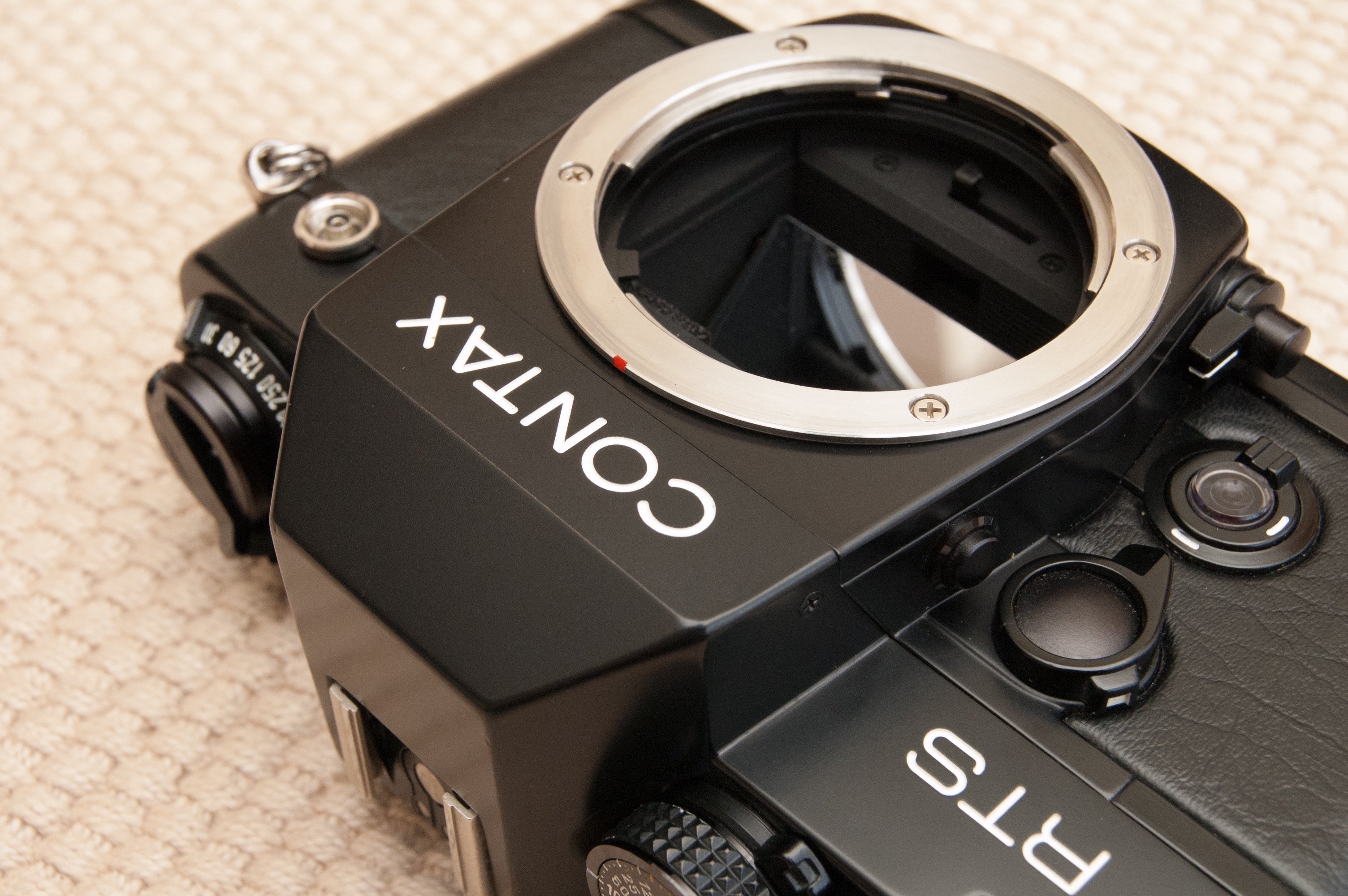 カメラ遍歴 3] CONTAX RTS II Carl Zeissのためのカメラ｜おーだん