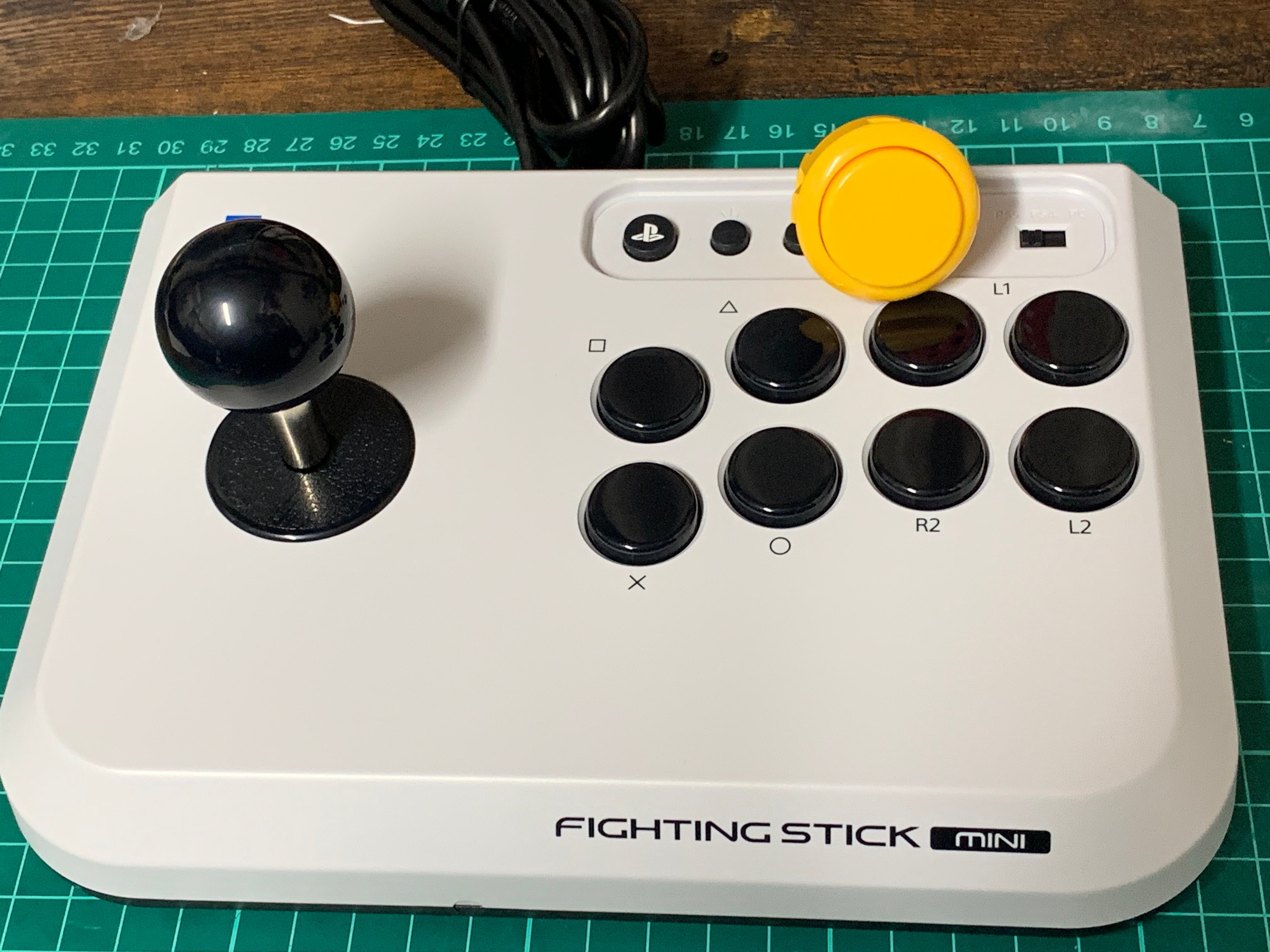 ファイティングスティックmini for PS5,PS4』で遊んでみたよ｜たくさん