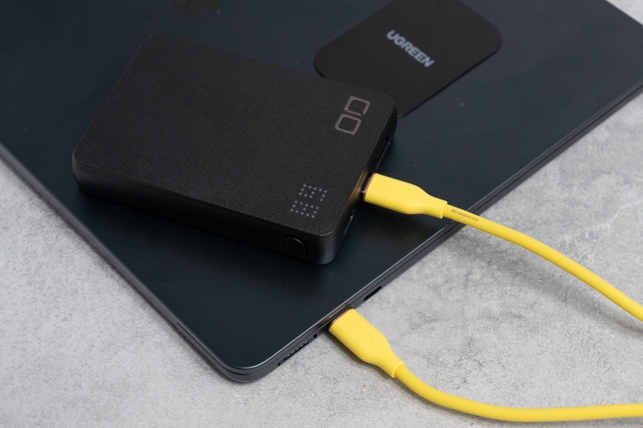 MacBook向けモバイルバッテリーおすすめ10選│Air/Proにぴったりなのは