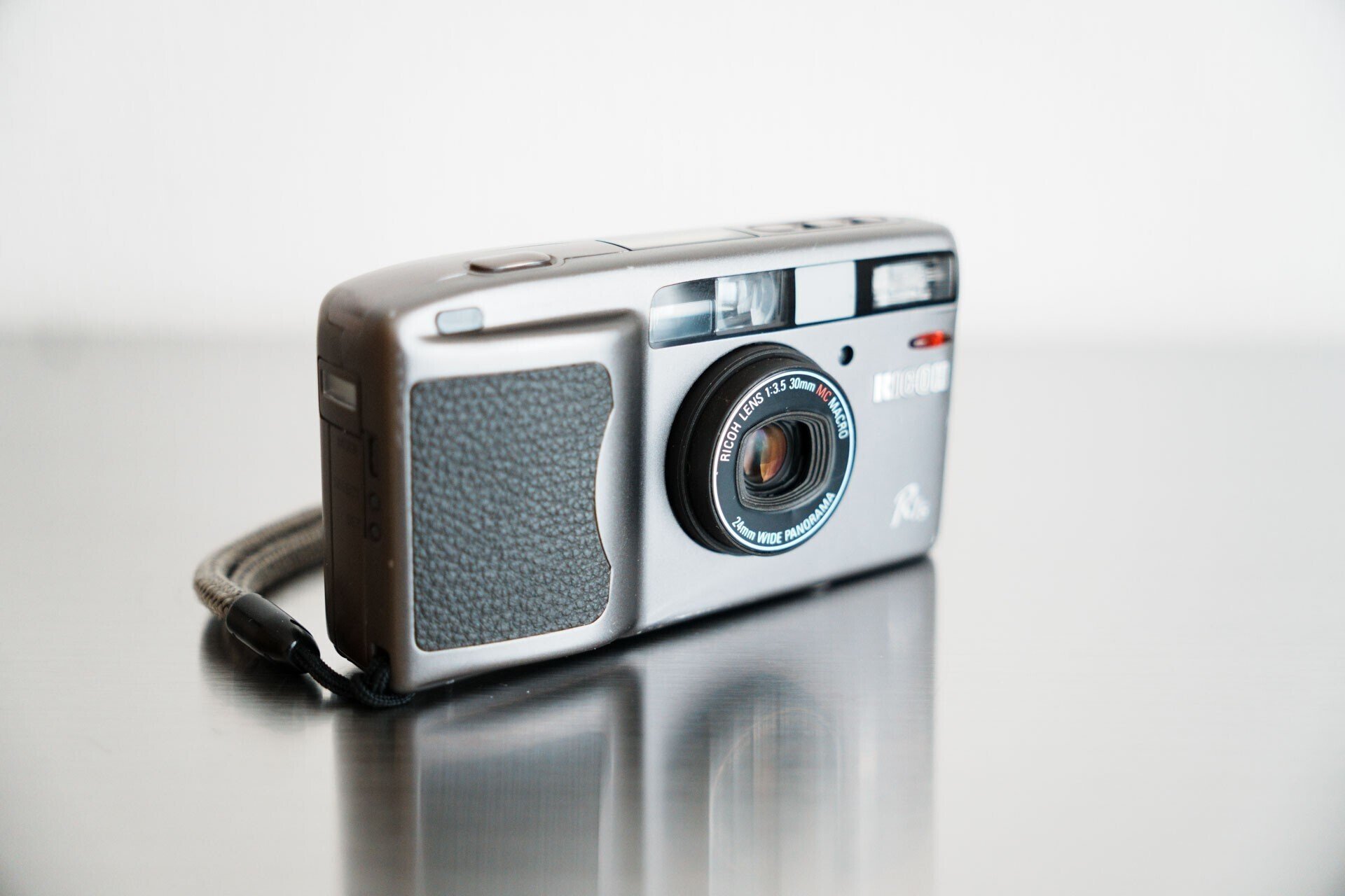 Ricoh R1s｜レトロカメララボ京都