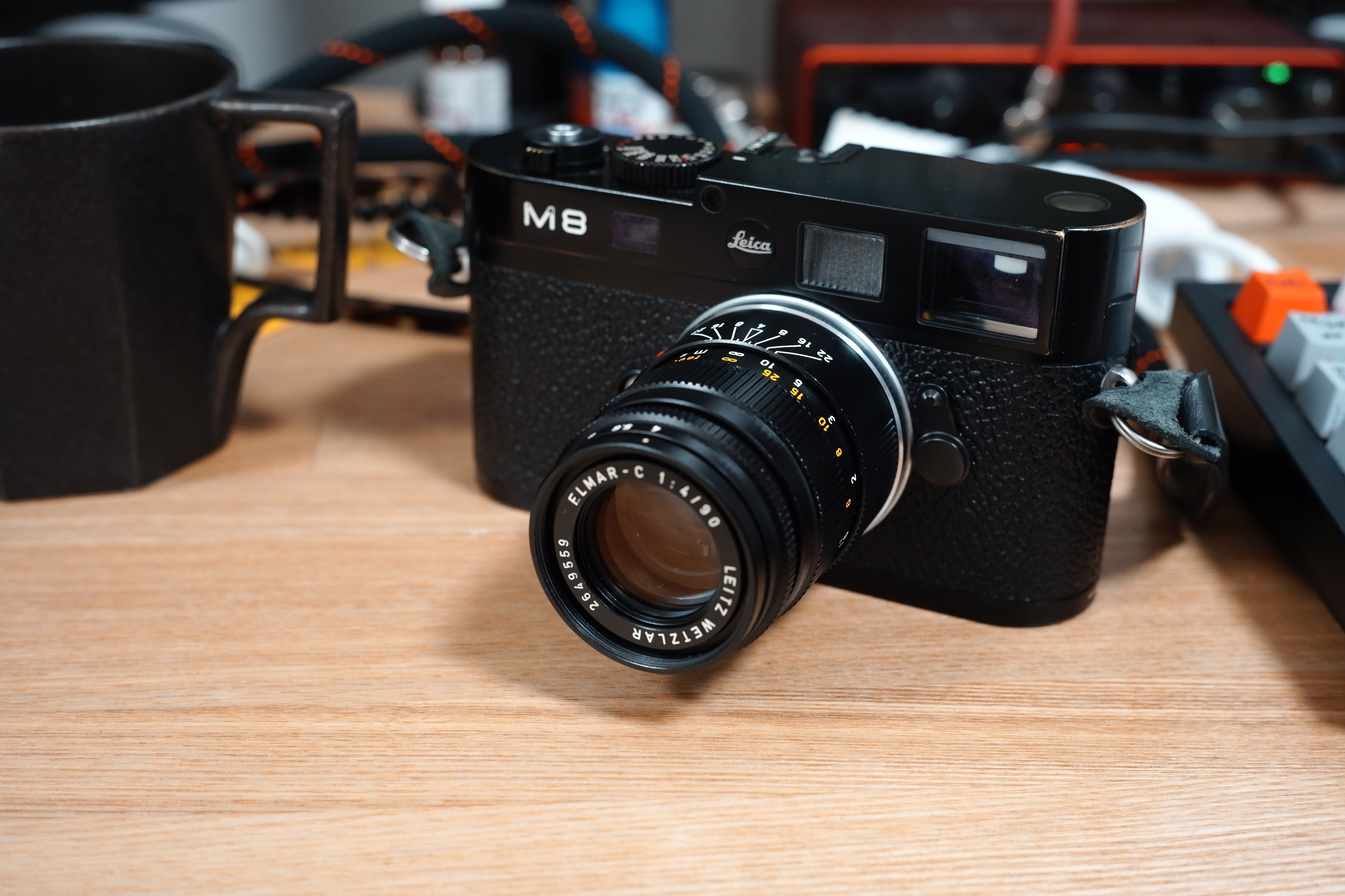 Leicaの最安値レンズかも。軽量望遠レンズを買った。｜kva.kvv