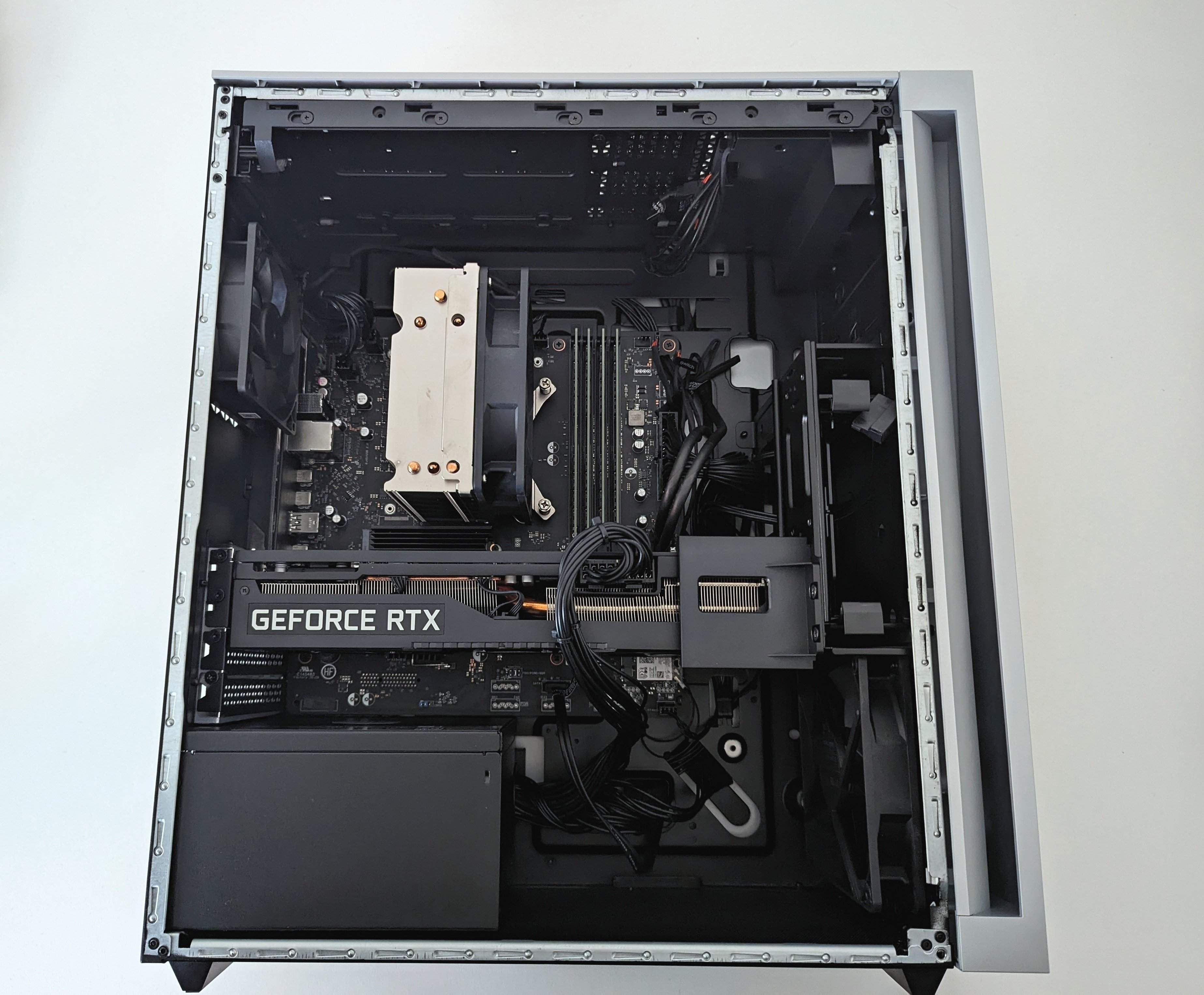 メインPCを更新した｜へるにゃん