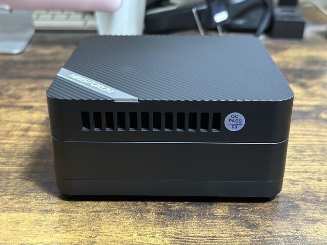 小型ながらも超高性能なミニPC「MINISFORUM UM690S」を購入してみた
