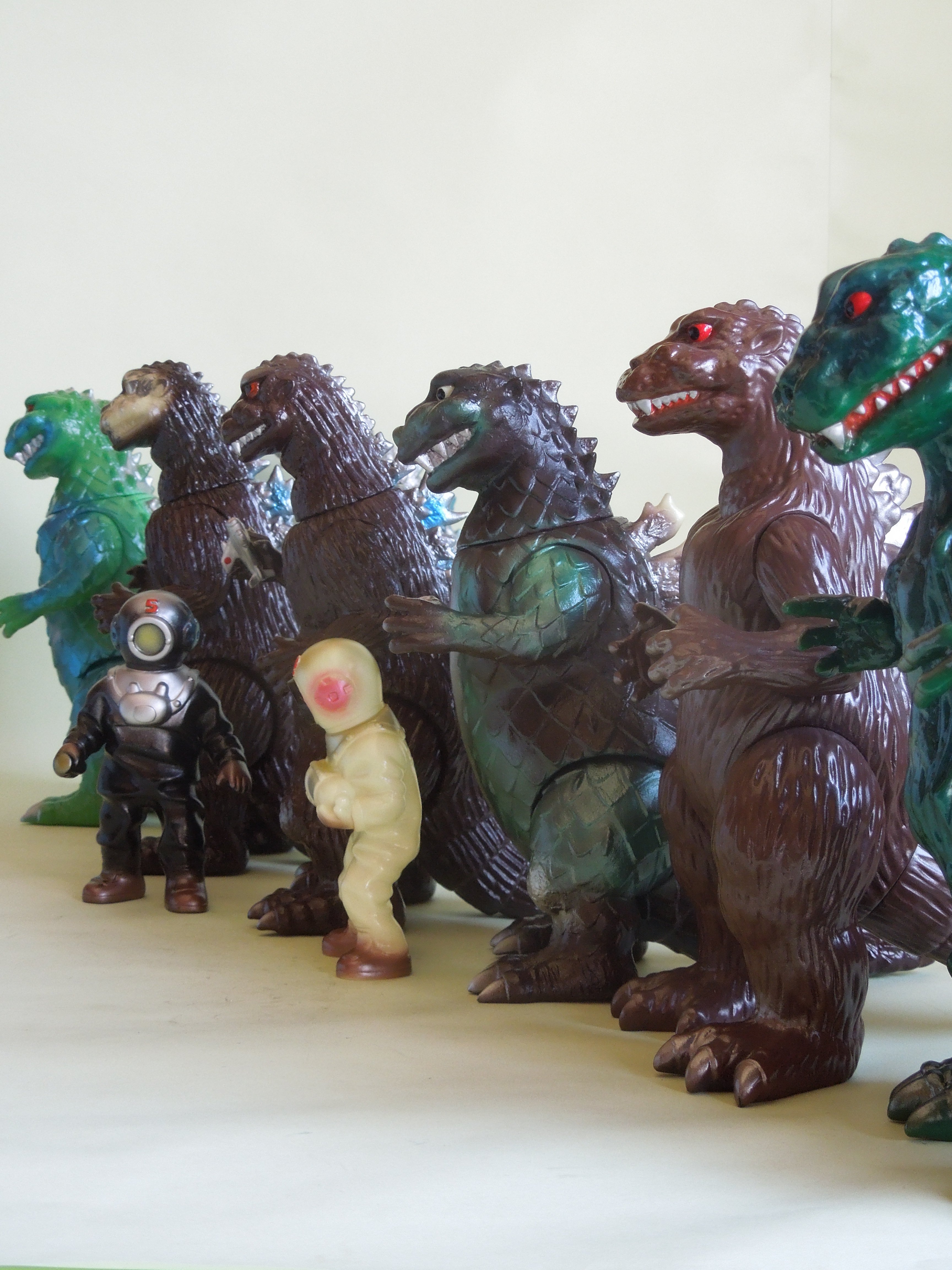 TOYGRAPH トイグラフ 1954 初代ゴジラ ポスターバージョン 茶色 S.H.