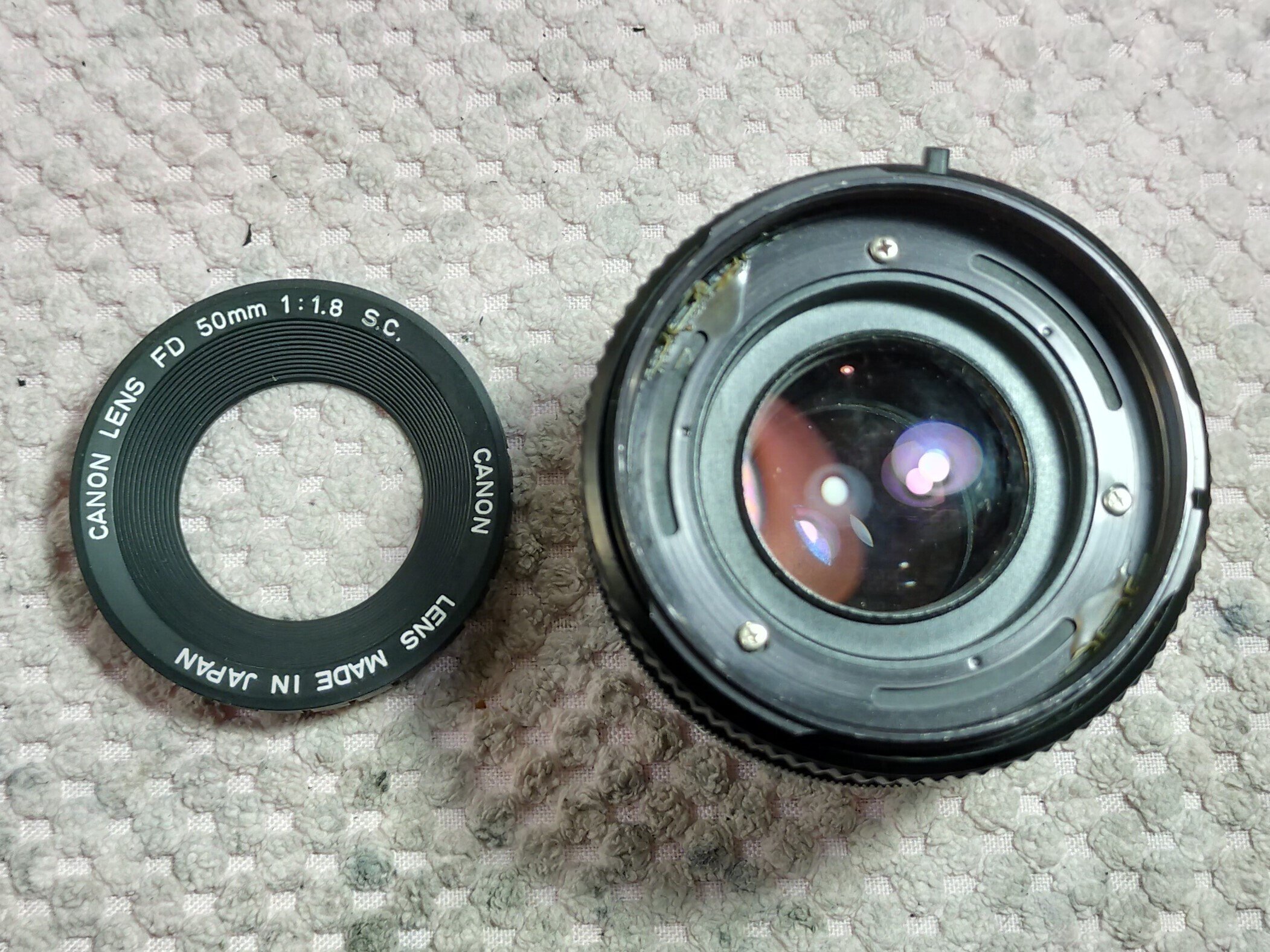 Canon FD 50mm F/1.8の分解｜フィルムカメラ修理のアクアカメラ