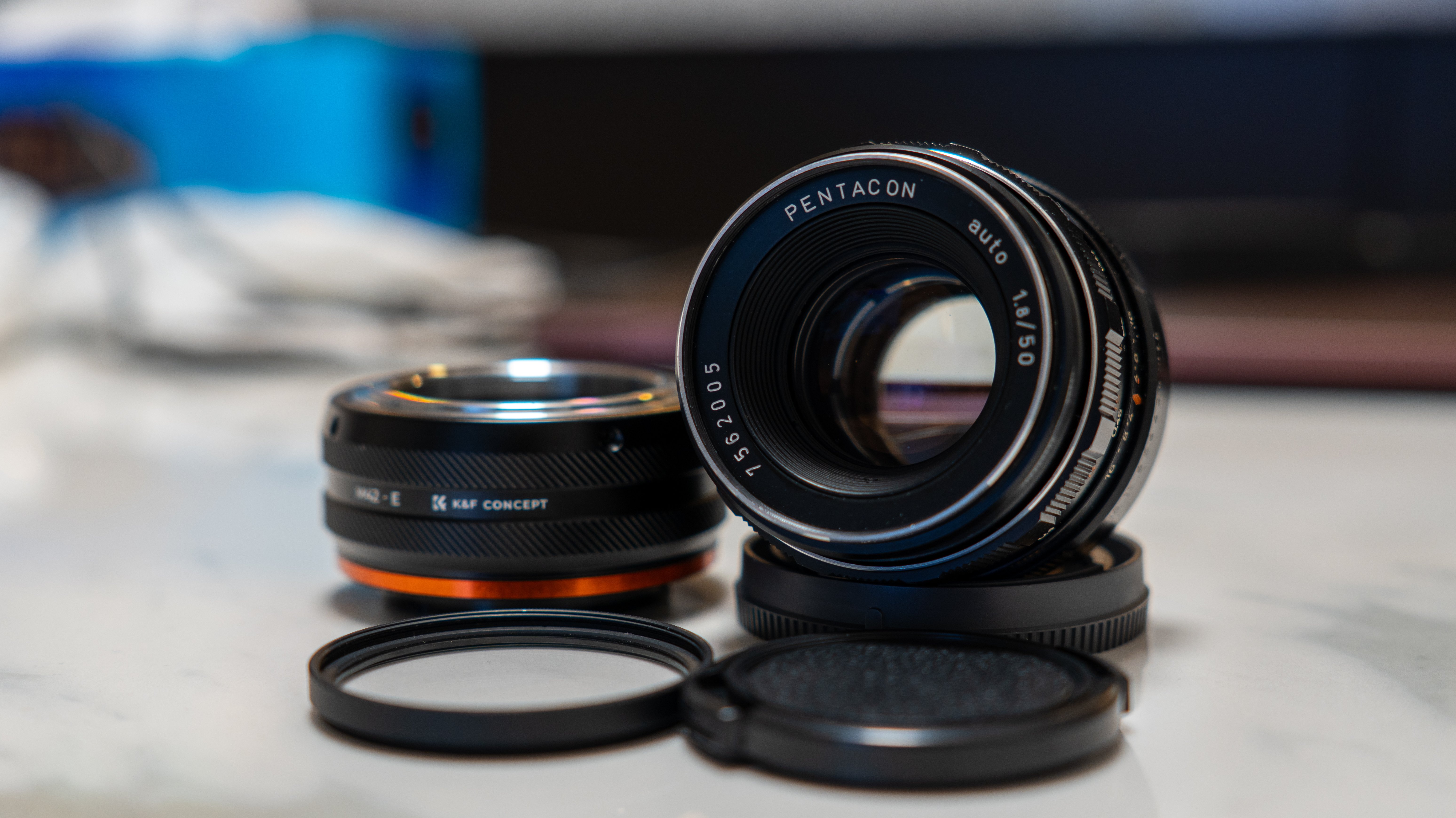 初めてのオールドレンズ - PENTACON auto f1.8 50mm｜TypeOBO