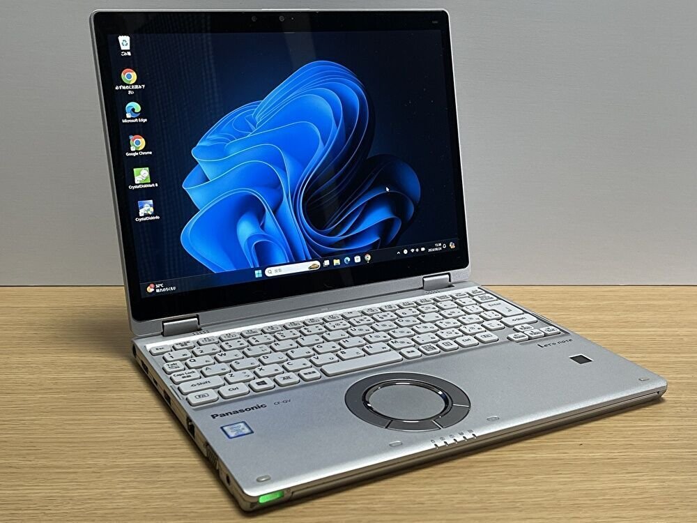 中古購入のLet's note 4製品、液晶交換やSSD増設など、カスタマイズの