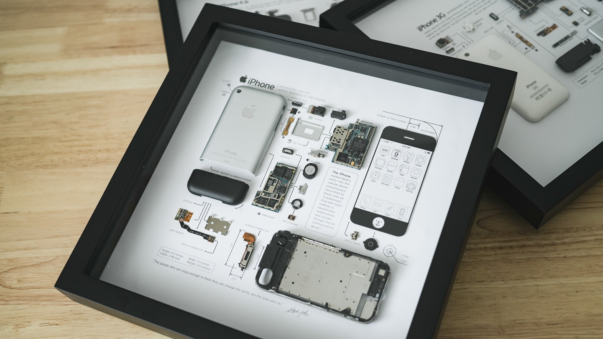 Apple好きに超オススメ】Grid Studioの初代iPhone分解アートレビュー