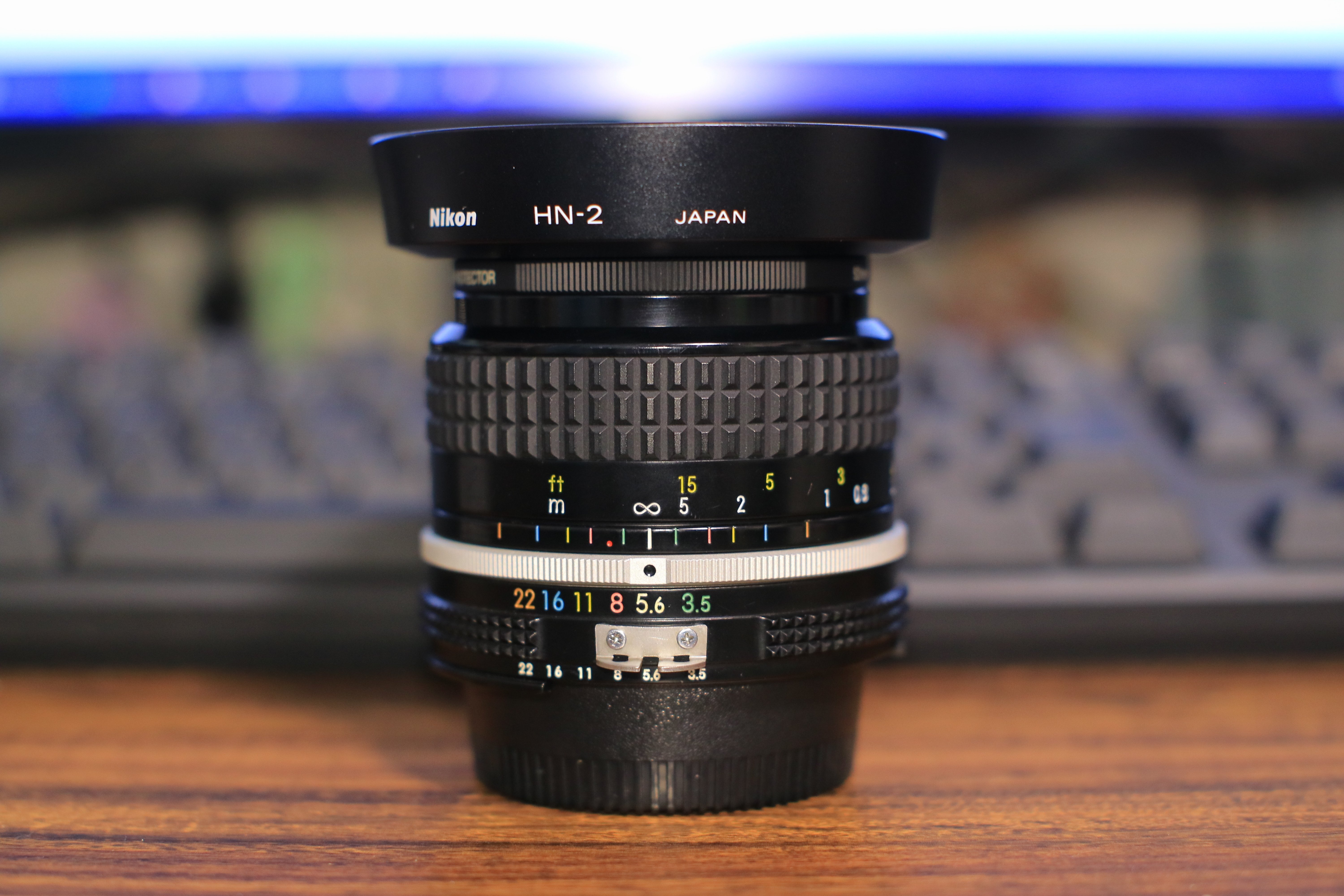 Nikon Ai-s NIKKOR 28mm 1:3.5 単焦点レンズ Nikon Ai-s NIKKOR 28mm