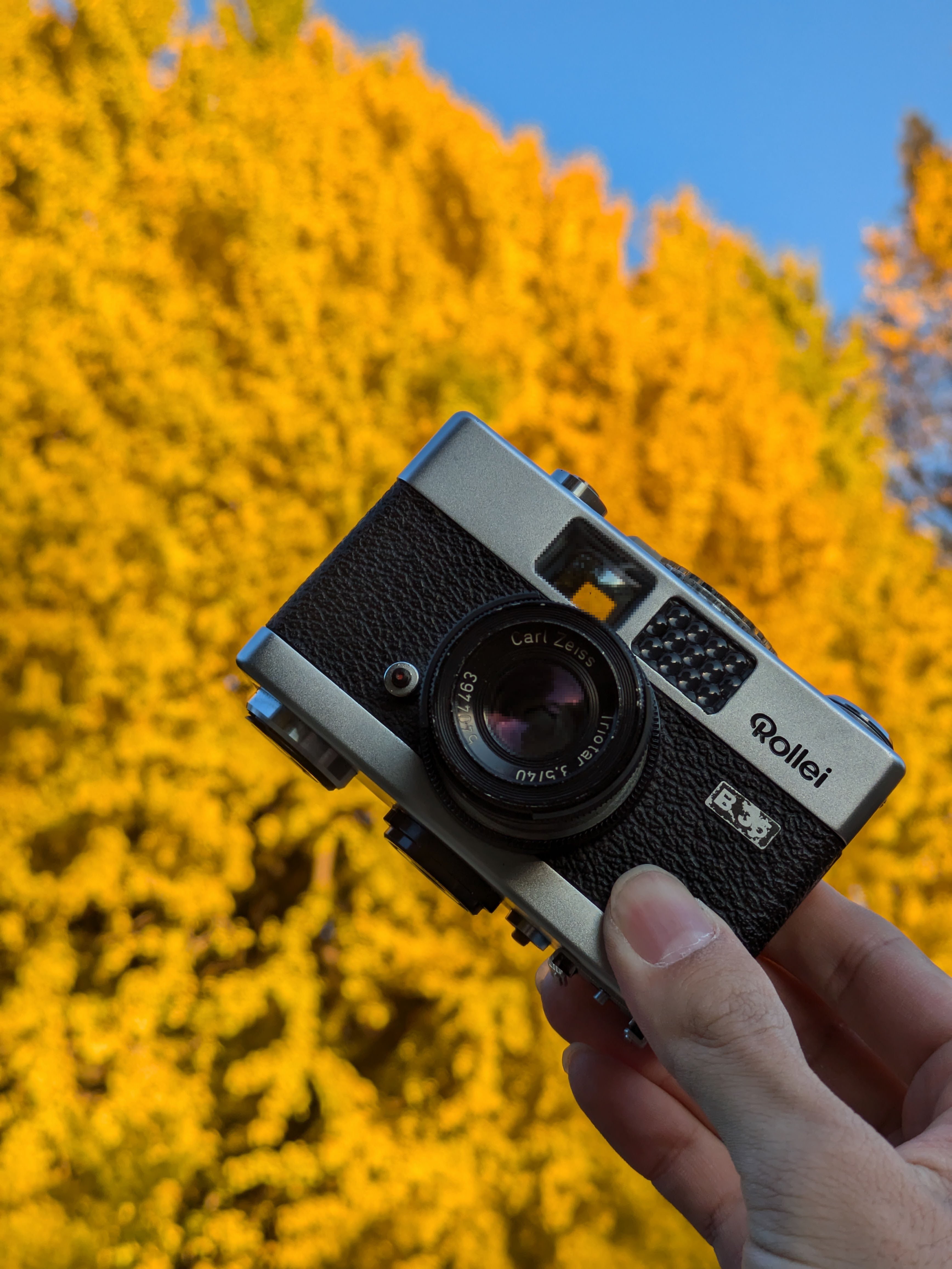 懐中カメラ Rollei B35｜山にも街にも持ち出しやすいコンパクト