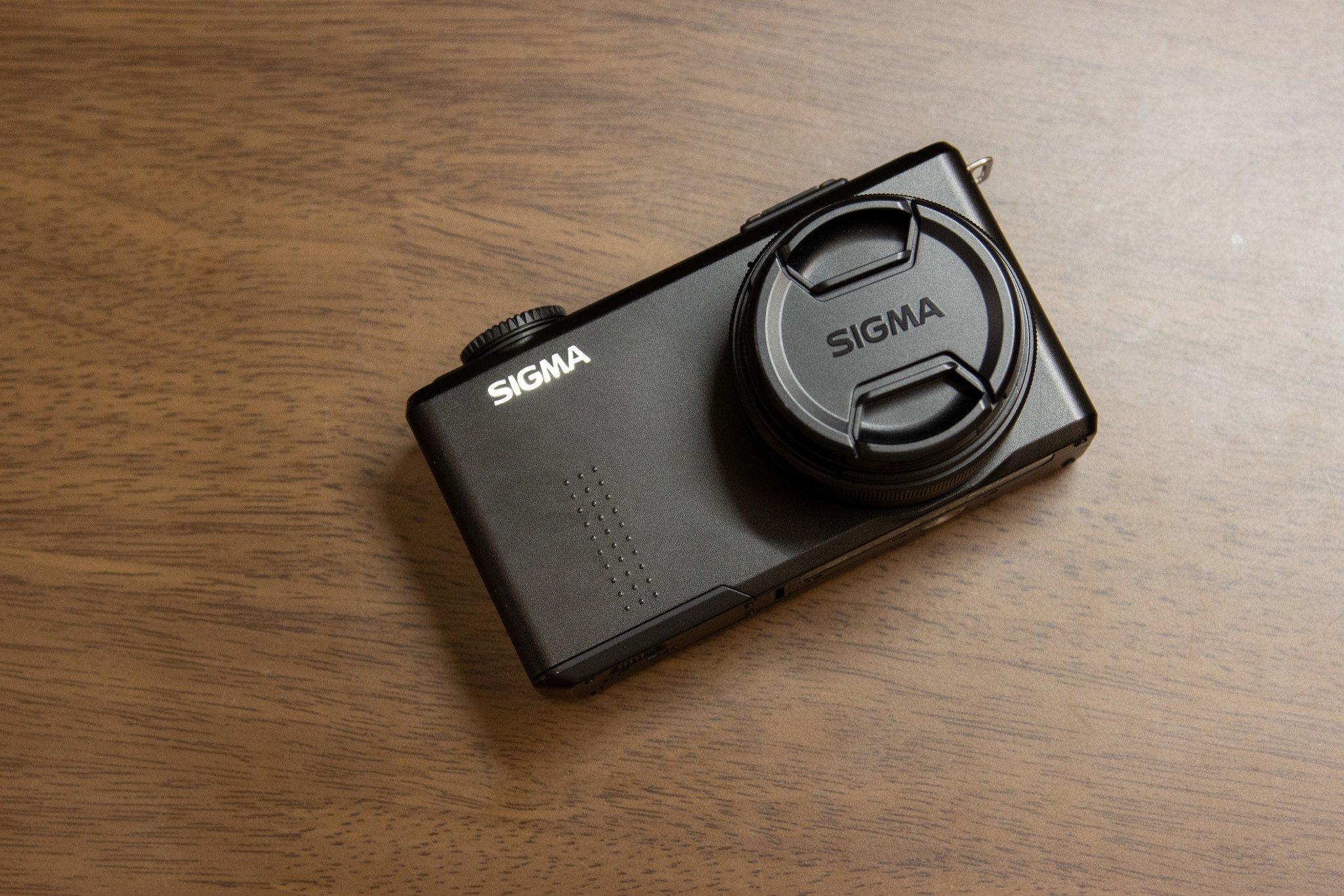 買ってよかった「SIGMA DP2 Merrill」｜タカノ / DUCK WORKS