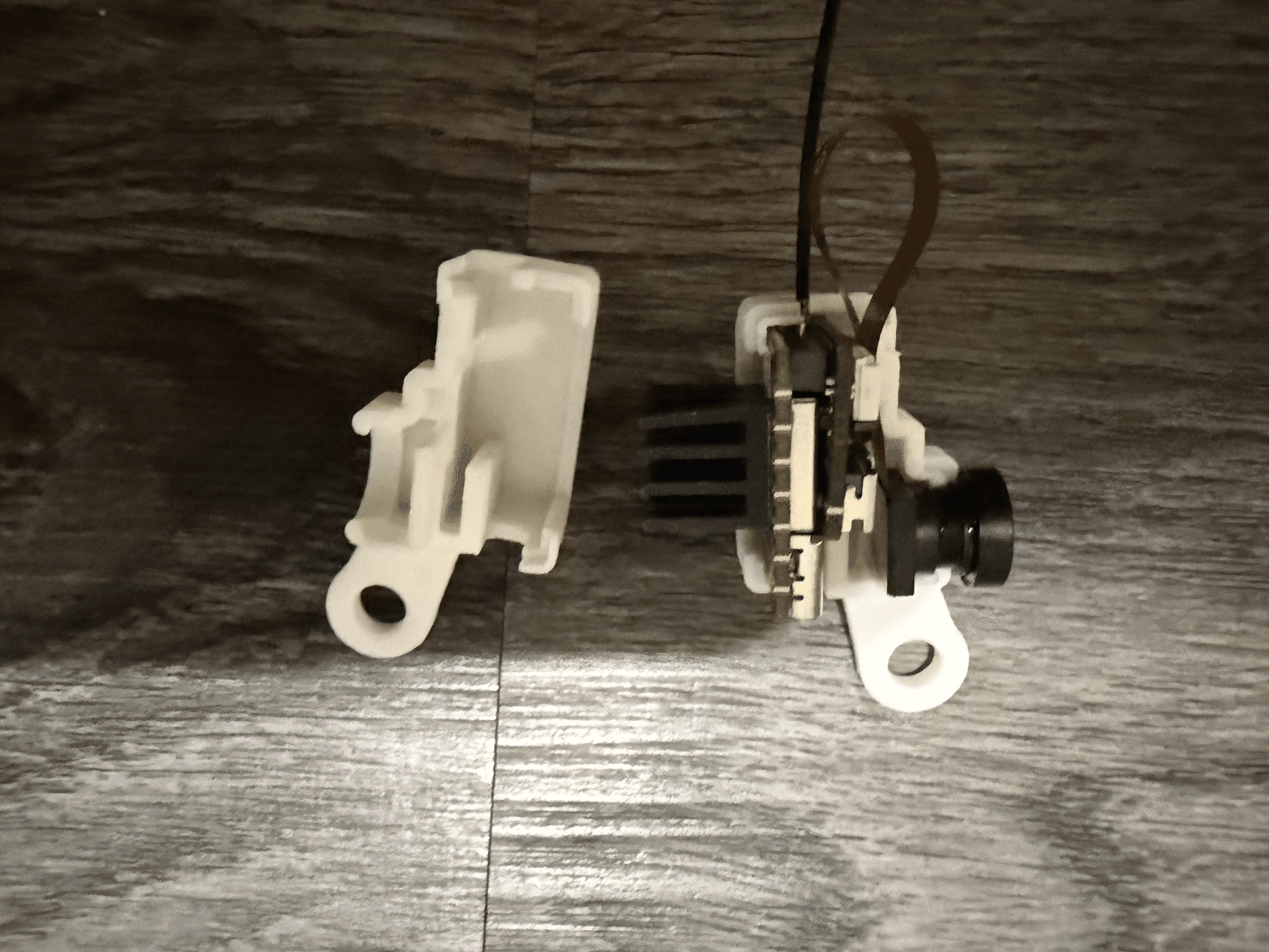 Quest3顔トラ実現（DIY版Project Babble）メモ。｜kirigo@VRC