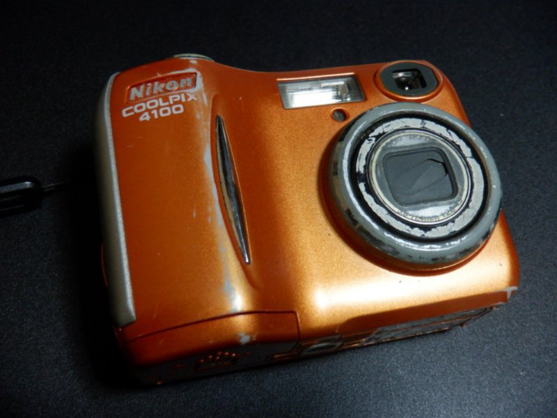 2012年に買ったオールドコンデジ〜COOLPIX 4100〜｜けいたん