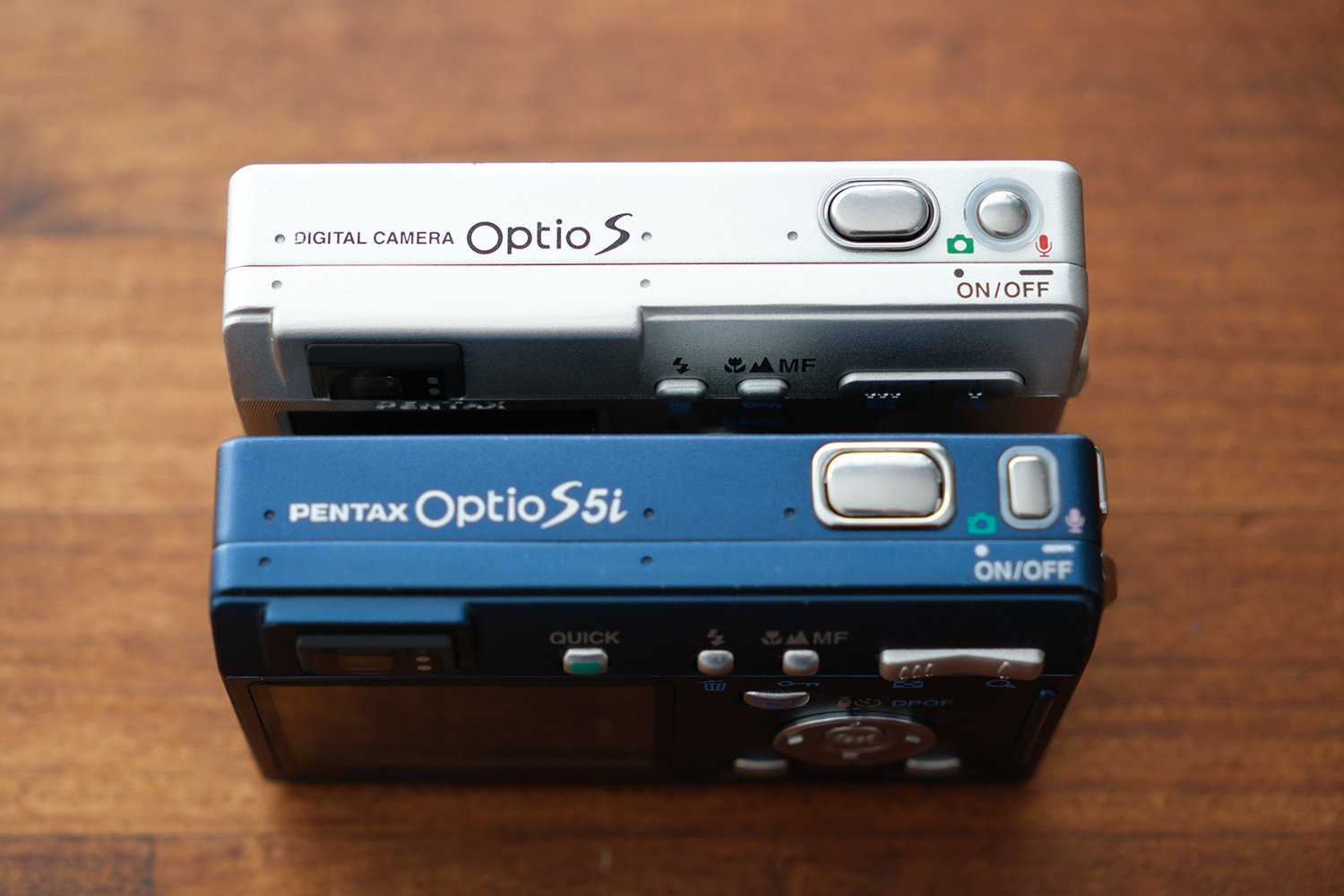 オールドコンデジの世界】PENTAX Optio S5i ・超コンパクトなデジカメ