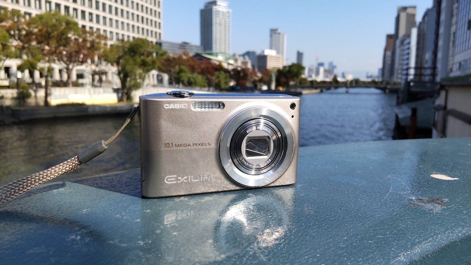 初めての「ジャンク品」購入。オールドコンデジを修理。2008年製 CASIO