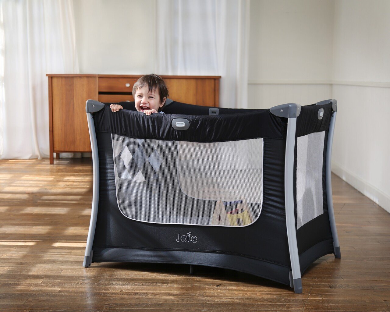 おうち遊びで大活躍！Joieのプレイヤード｜Joie_japan