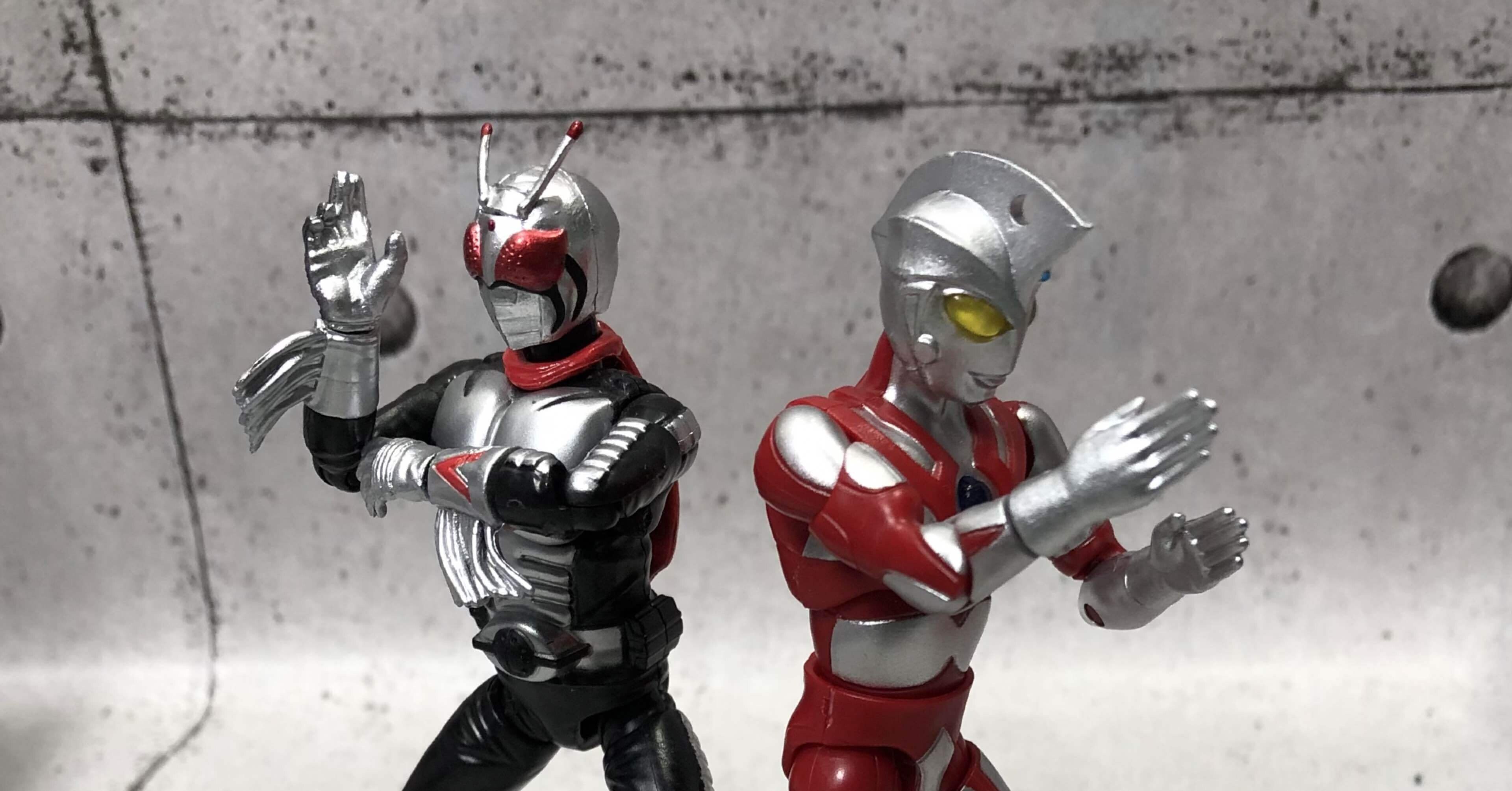 ウルトラマンと仮面ライダーの違い｜思いを巡らす鱈