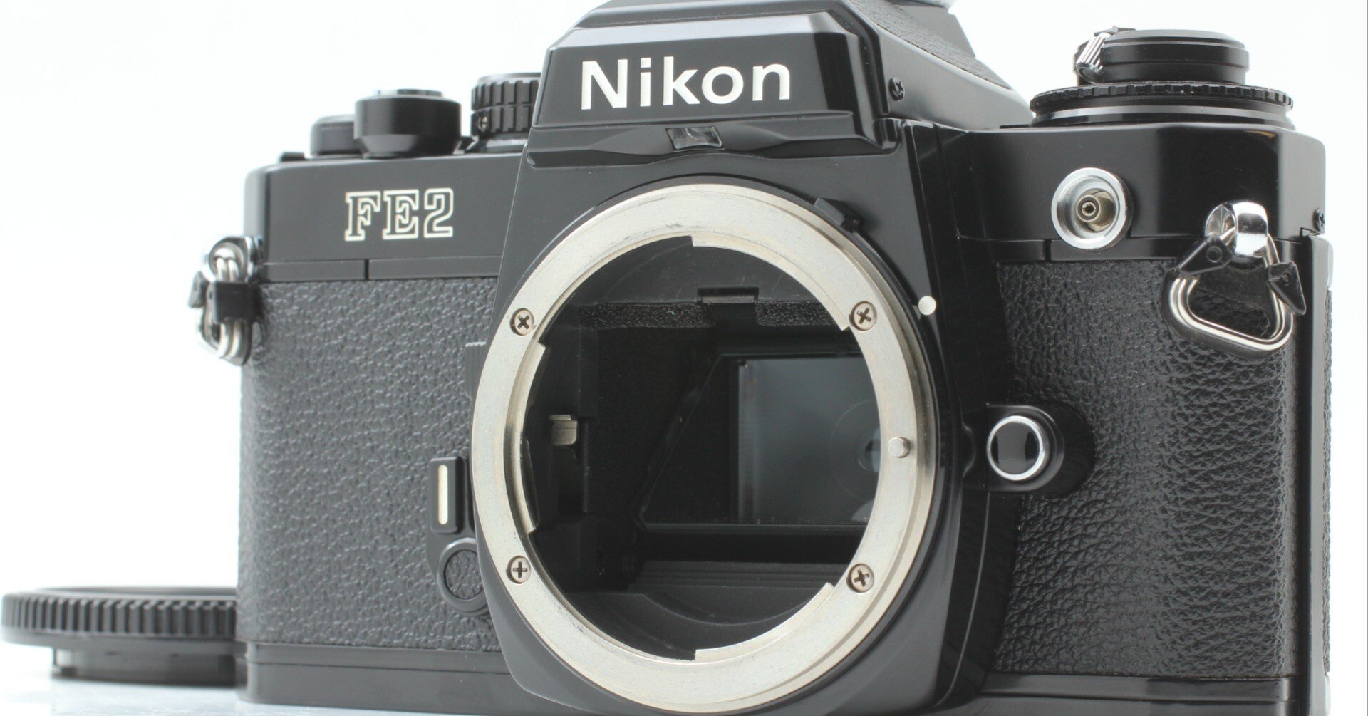 Nikon FE2の分解｜フィルムカメラ修理のアクアカメラ