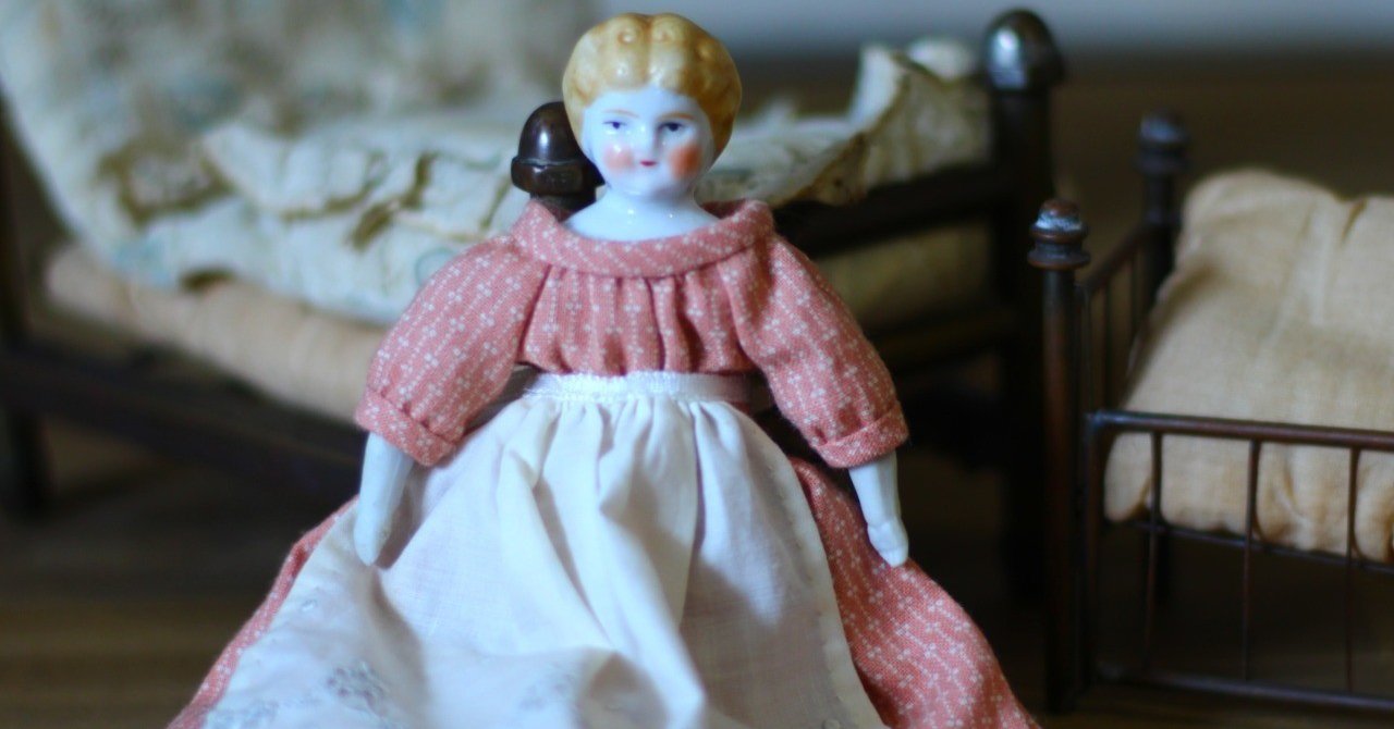 チャイナヘッドドール/アンティークドールハウスベッド UP｜cayo