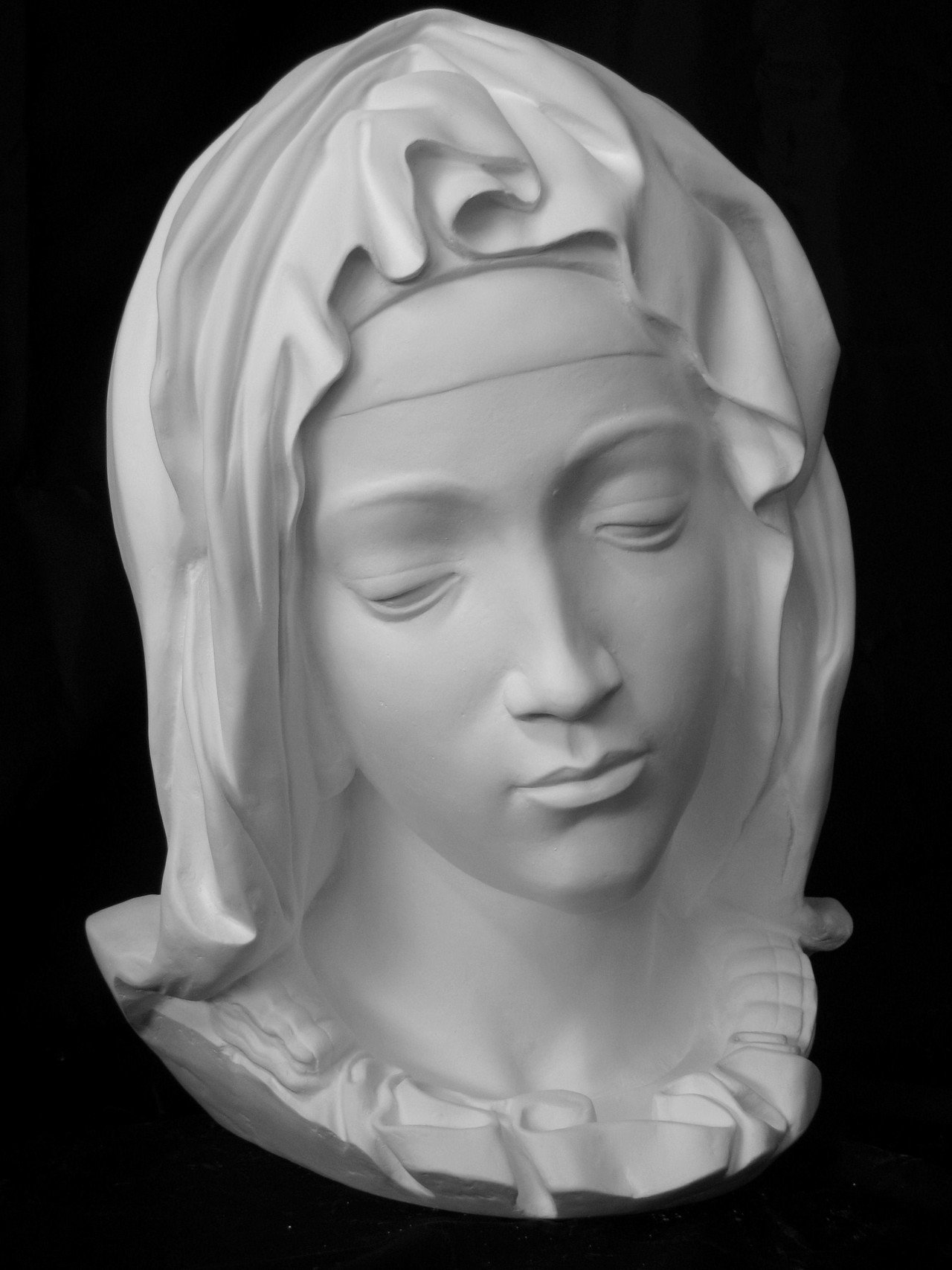 S-231 マリア首像（ピエタ）｜石膏像ドットコム（脇本）