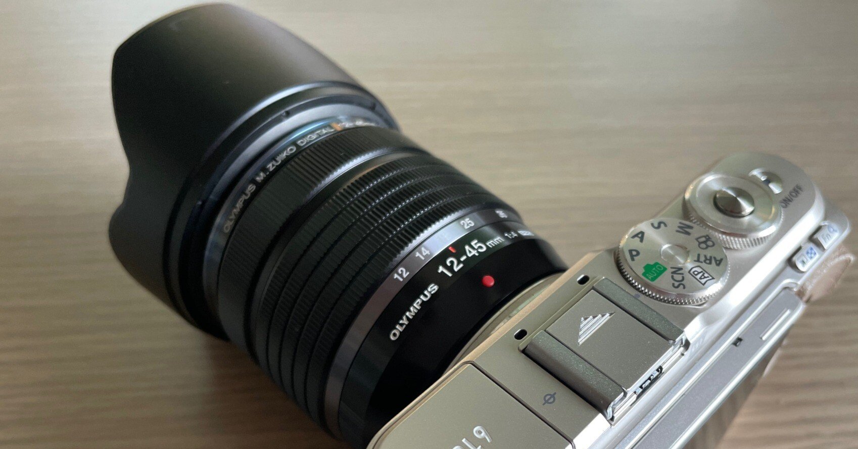 OLYMPUS M.ZUIKO DIGITAL 12-45mm f4.0 PRO｜Akio van der Meer