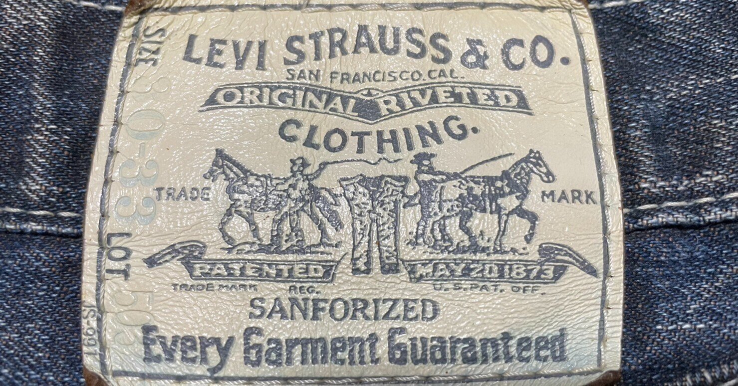 パッチの白いリーバイスCLASSIC LEVI'S 「WHITE PACKAGE」｜vintajin